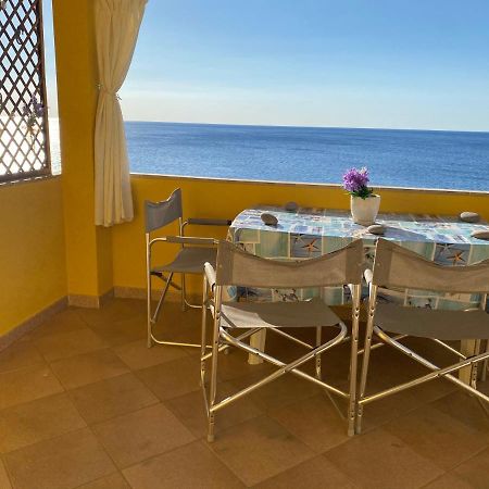 La Casa Gialla カーラゴノネ エクステリア 写真