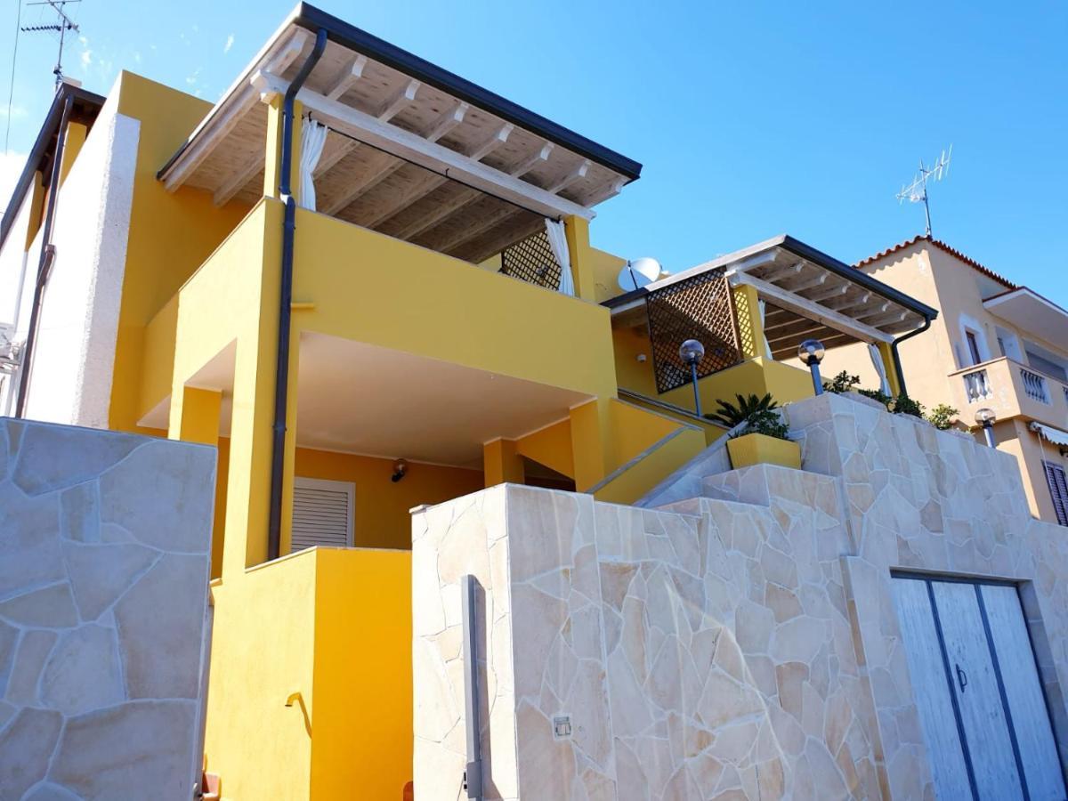 La Casa Gialla カーラゴノネ エクステリア 写真