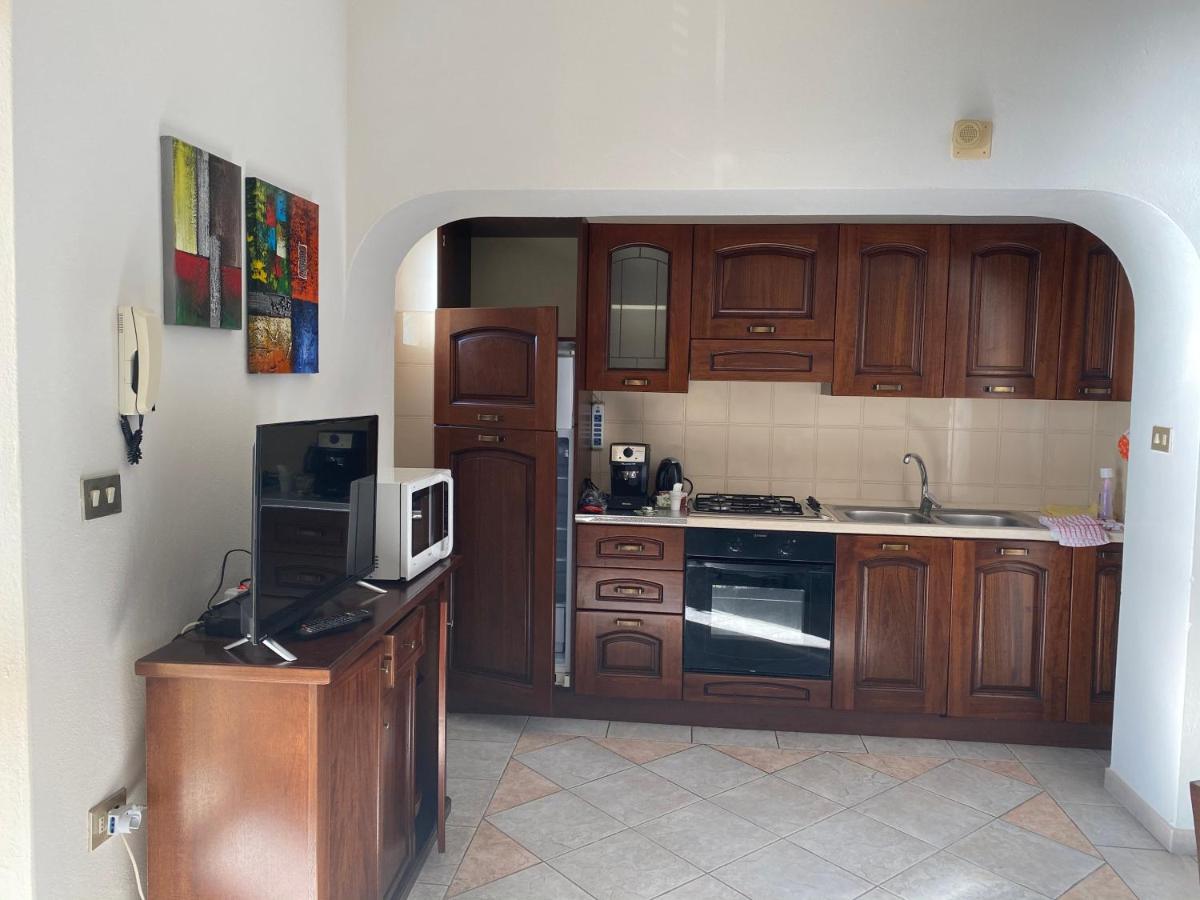 La Casa Gialla カーラゴノネ エクステリア 写真